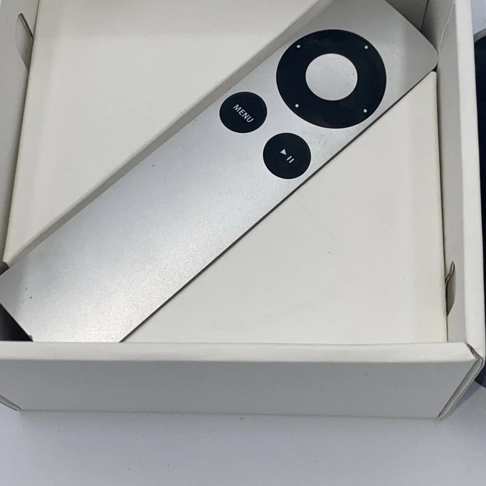 Apple TV A1469 3rd Generation With Remote & Power Cord
